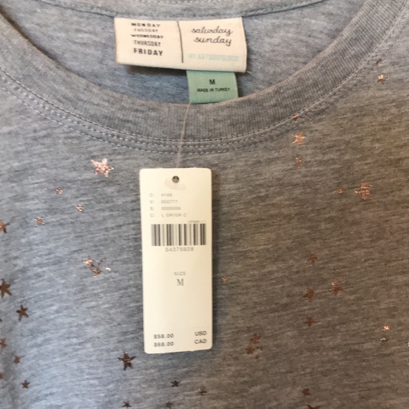 Tee Shirt - Picture 2 of 3